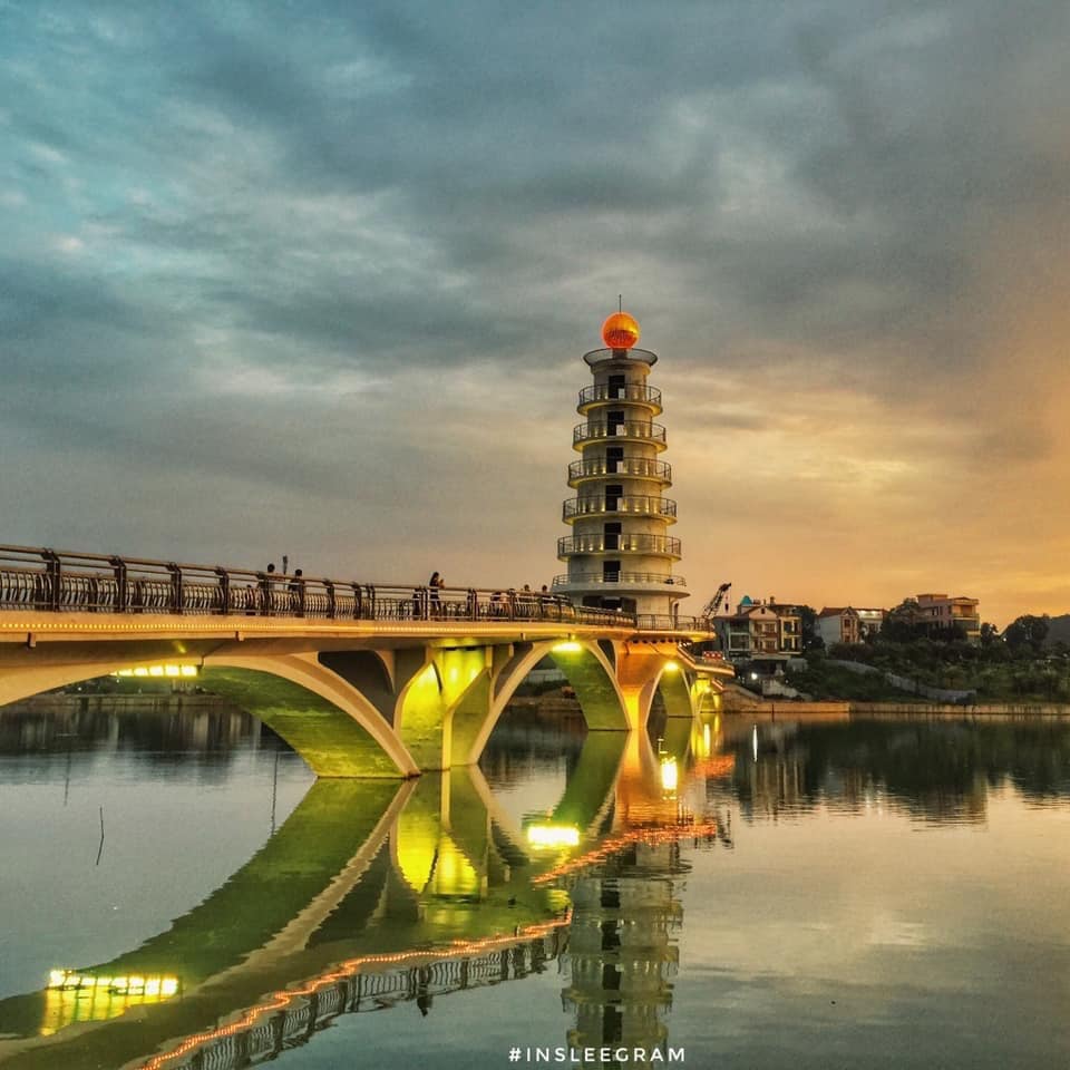 Cầu đi bộ Công viên Văn Lang - Điểm check in tuyệt đẹp tại Việt Trì - 2
