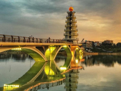 Du khảo - Cầu đi bộ Công viên Văn Lang - Điểm check in tuyệt đẹp tại Việt Trì