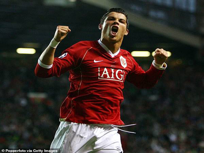 Ronaldo đàm phán gia nhập Man City: &#34;Chốn cũ&#34; MU không còn đủ sức hút? - 2