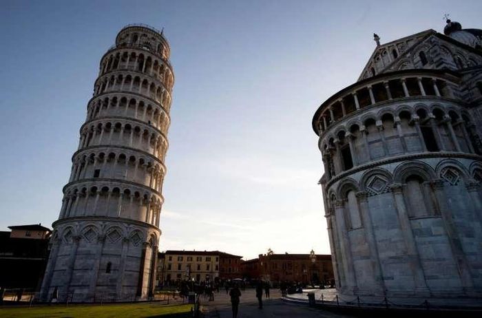 Lý do khiến tháp nghiêng Pisa mãi không đứng thẳng - 9