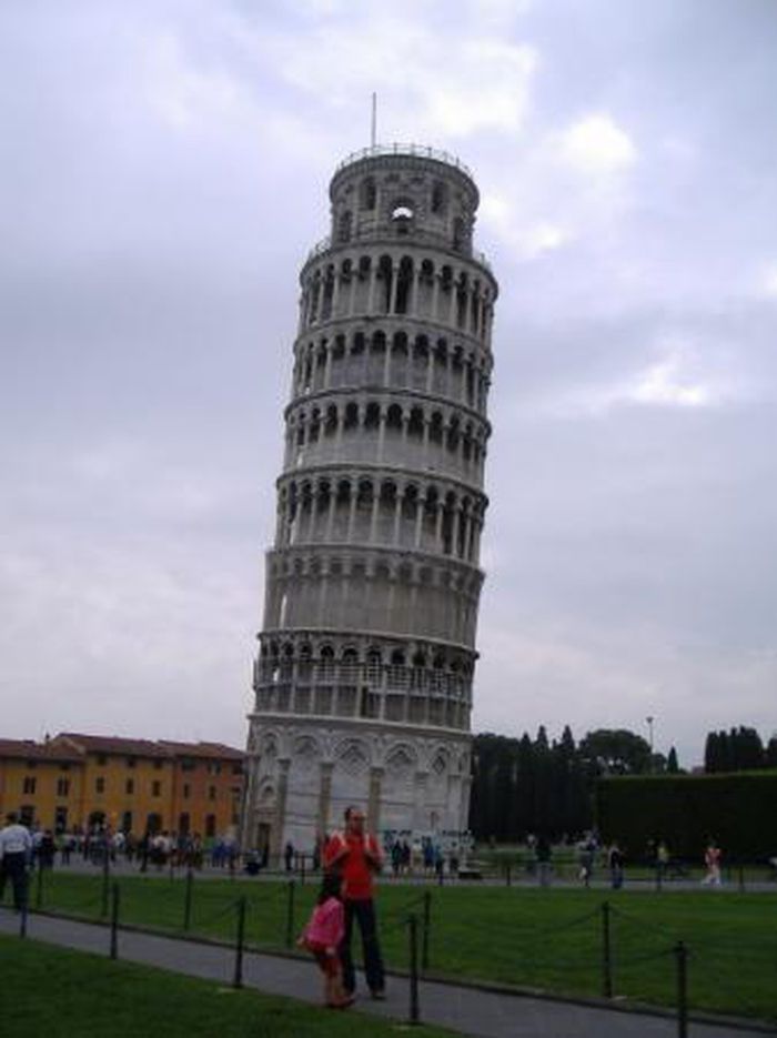 Lý do khiến tháp nghiêng Pisa mãi không đứng thẳng - 7