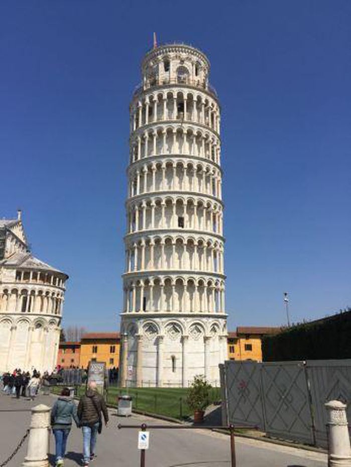 Lý do khiến tháp nghiêng Pisa mãi không đứng thẳng - 10