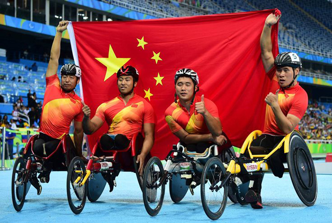 Shipper cụt tứ chi phá kỷ lục đua xe thế giới, Trung Quốc thống trị Paralympic - 2