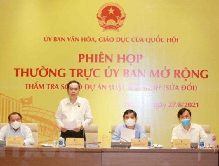 Thúc đẩy, vận hành điện ảnh như một ngành kinh tế, công nghiệp văn hóa
