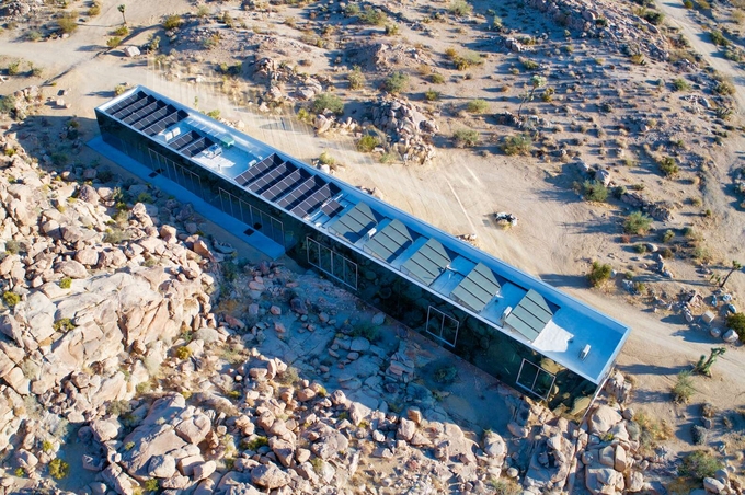 Căn nhà vô hình giữa sa mạc có giá 2.700 USD mỗi đêm - 3