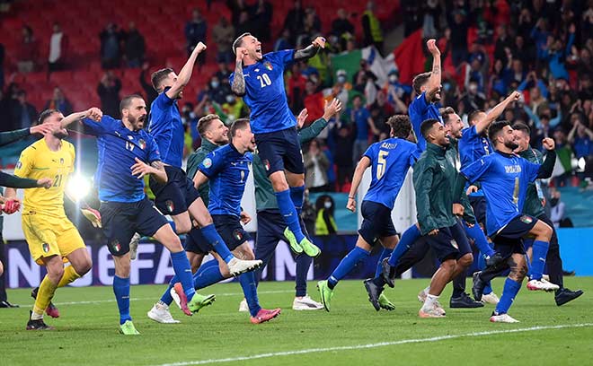 Soi trận HOT vòng loại World Cup: Anh gặp khó với Hungary, Italia gặp đối thủ quá yếu - 3