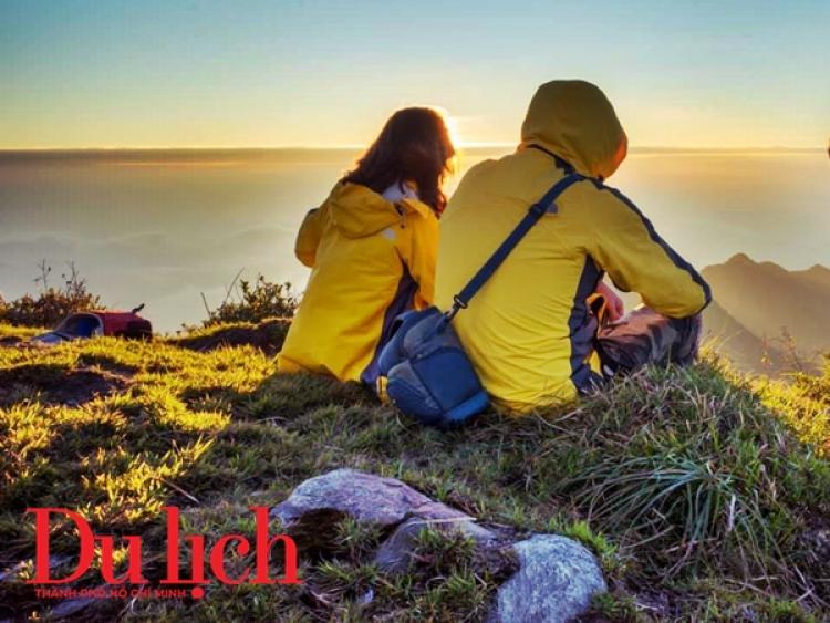 Kinh nghiệm chinh phục đỉnh Lùng Cúng 'biển mây' tựa tiên cảnh