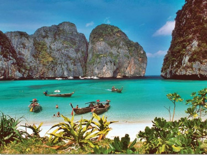Chuyển động - Phuket sẽ tiêm mũi tăng cường để mở cửa du lịch hoàn toàn