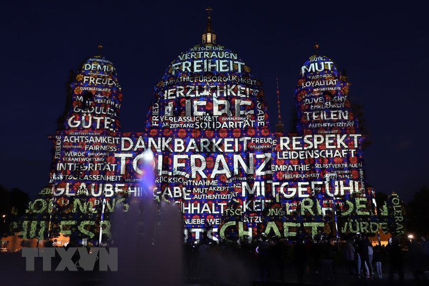 Lễ hội ánh sáng lung linh, huyền ảo tại thủ đô Berlin của Đức - 4