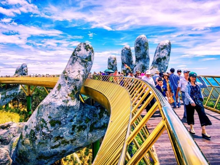 Du khách Việt lạc quan về tương lai của du lịch nội địa