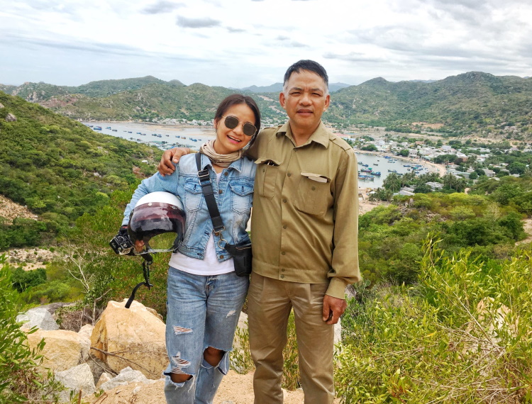 40 ngày phượt xuyên Việt bằng xe máy cùng 'anh thanh niên bố'