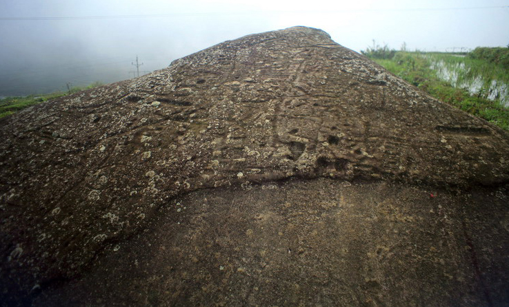 Bãi đá cổ Sa Pa - Nơi ẩn dấu những bí ẩn của người cổ xưa - 3