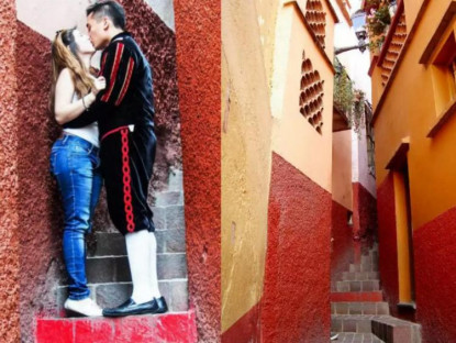 Chuyện hay - Nơi một nụ hôn được đổi bằng 15 năm may mắn ở Mexico