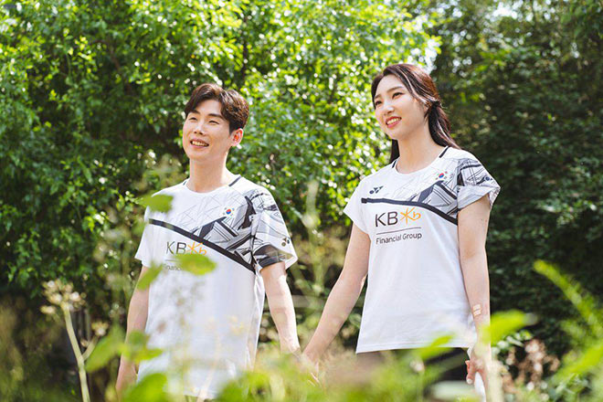 Chuyện tình đẹp cầu lông thế giới: Momota công khai bạn gái, Tiến Minh kết hôn Vũ Thị Trang - 5