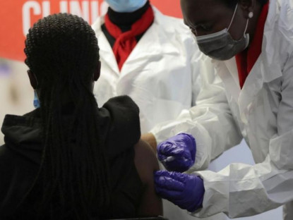 Chuyển động - WHO cảnh báo thiếu vaccine ở châu Phi sẽ &quot;đưa thế giới về vạch xuất phát&quot;