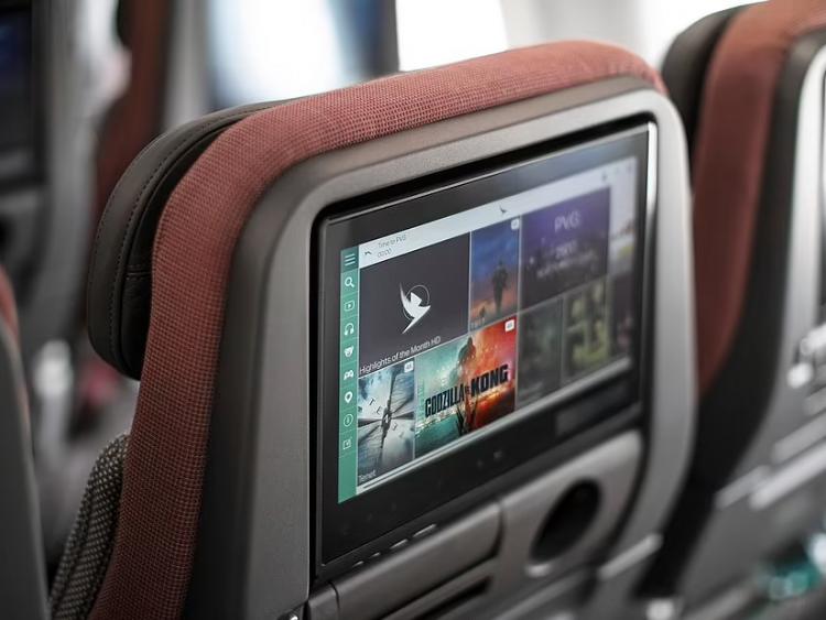 Hãng hàng không đầu tiên trang bị màn hình 4K cho hành khách