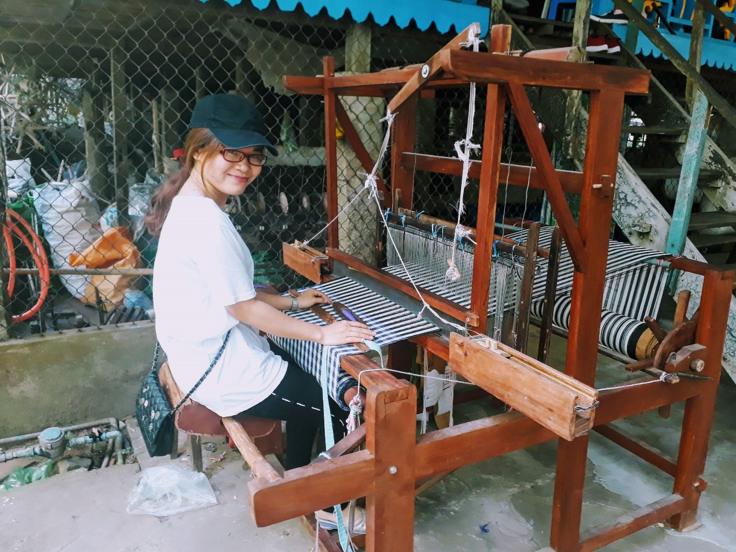Làng nghề dệt khăn rằn trăm năm tuổi ở vùng đất sen hồng - 7