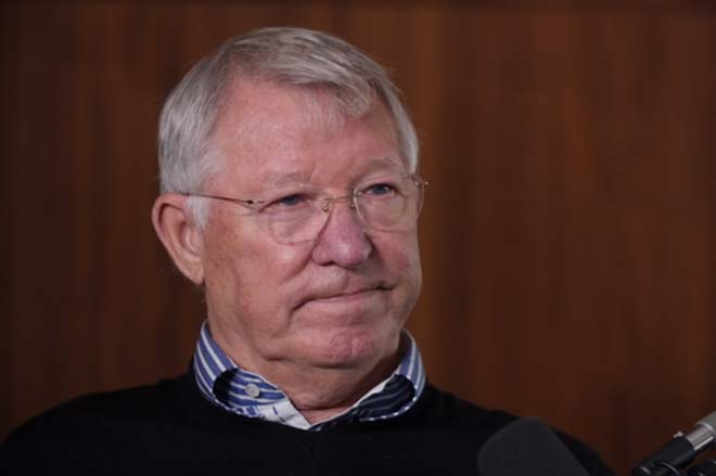 Sir Alex ví Ronaldo trở về MU như Hoàng đế La Mã, kể chuyện tập dưới mưa - 2