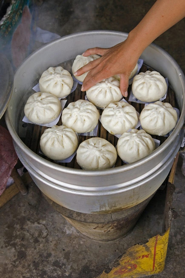 Lonely Planet: “Việt Nam là một trong những điểm đến có ẩm thực đường phố ngon nhất thế giới” - 8