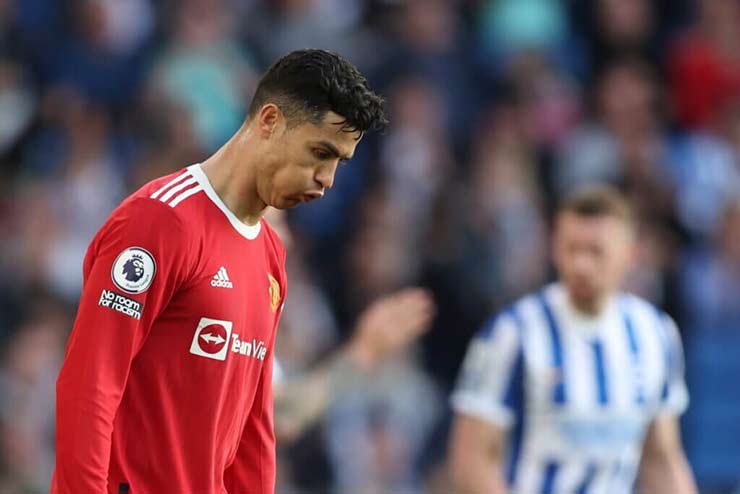 Biến căng ở MU: Ronaldo từ chối đi du đấu, sếp lớn nổi giận vì màn trở mặt - 1