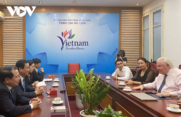 Nhà sáng lập World Travel Awards đề xuất Việt Nam đăng cai sự kiện Tuần lễ Du lịch Thế giới - 1