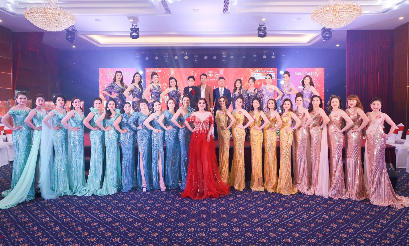 30 thí sinh vào đêm chung kết Hoa hậu Doanh nhân Việt Nam 2022 - 2