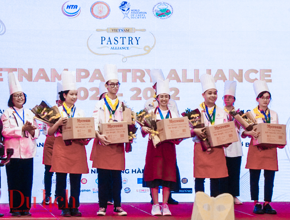 Tìm ra quán quân cuộc thi đầu bếp bánh Tài năng Việt 2022  - 7