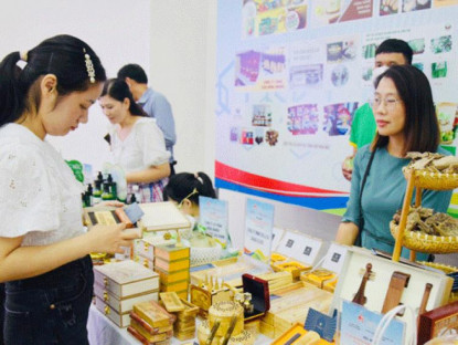 Suy ngẫm - Đà Nẵng: Phát triển sản phẩm lưu niệm để quảng bá du lịch