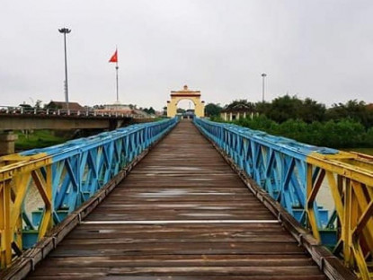 Du khảo - Dừng chân bên cây cầu lịch sử ở Quảng Trị