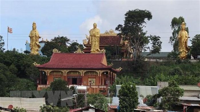 Ghé thăm ngôi làng có nhiều chùa nhất ở cao nguyên Lâm Đồng - 1