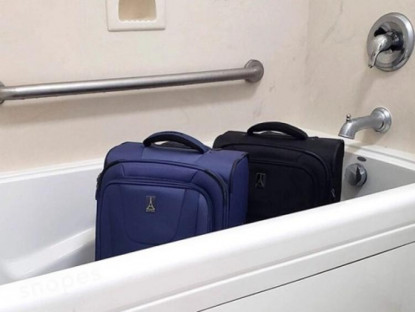 Bí quyết - Lý do nhiều người thường đặt vali trong bồn tắm ngay sau khi nhận phòng khách sạn