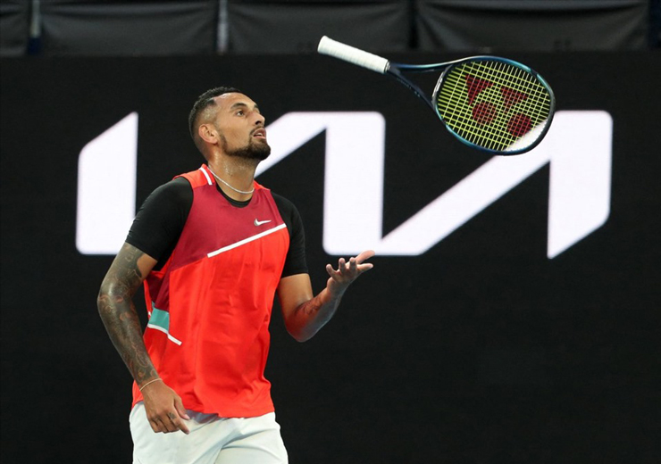 &#34;Trai hư&#34; tennis Kyrgios được chuyên gia ca ngợi thú vị nhất thế giới - 1