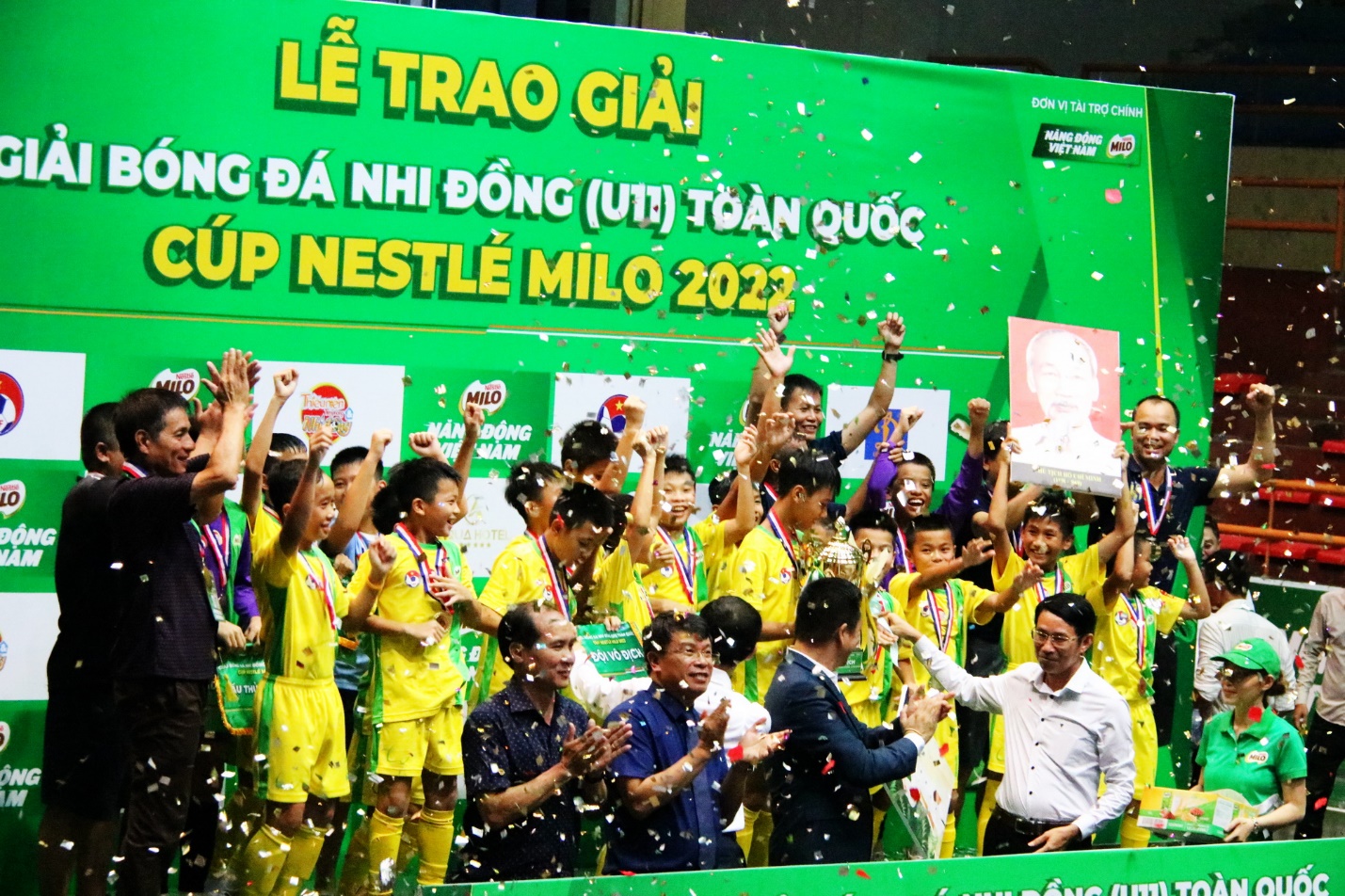 Sông Lam Nghệ An vô địch Giải bóng đá Nhi đồng toàn quốc - Cúp Nestlé MILO 2022 - 1