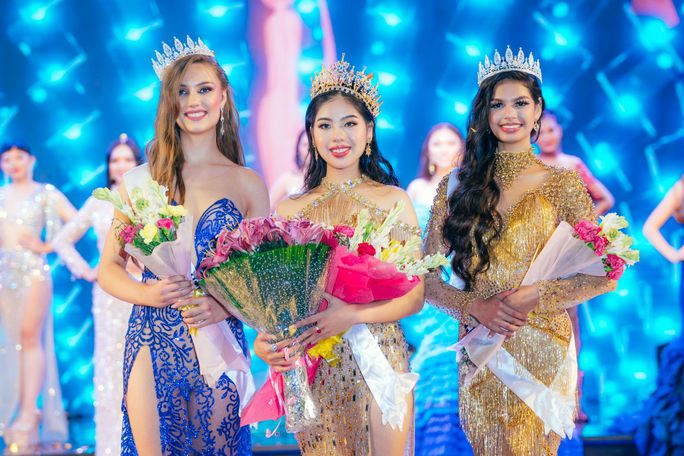 Nhan sắc nữ sinh Việt đăng quang cuộc thi Hoa hậu Thanh thiếu niên quốc tế - 7