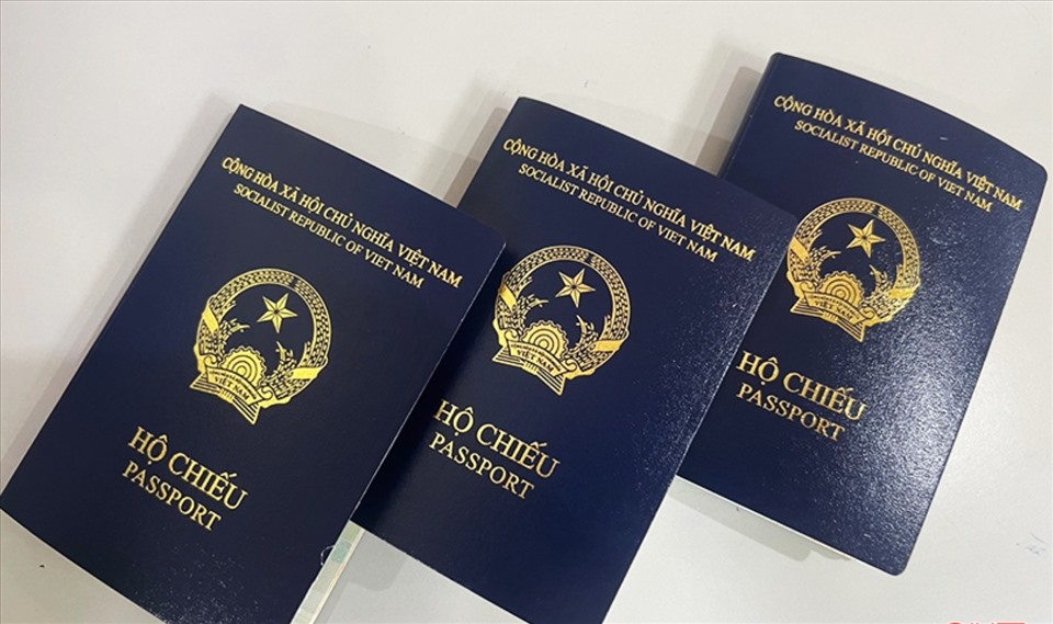 Tây Ban Nha thông tin về cấp visa vào hộ chiếu mẫu mới của Việt Nam - 1