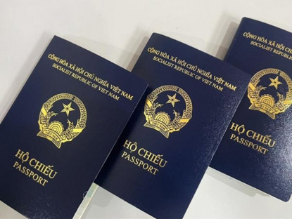 Chuyển động - Tây Ban Nha thông tin về cấp visa vào hộ chiếu mẫu mới của Việt Nam