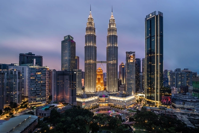 Malaysia bỏ yêu cầu khai báo thẻ nhập cảnh nhằm đơn giản hóa thủ tục cho du khách - 1