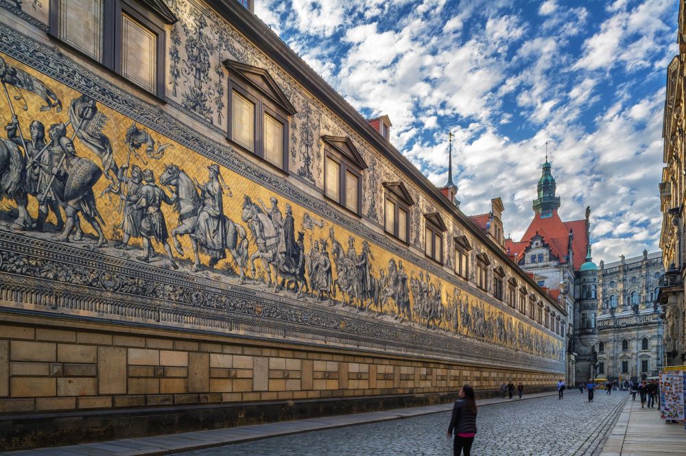 Ngắm nhìn vẻ đẹp vượt thời gian của thành phố cổ Dresden - 6