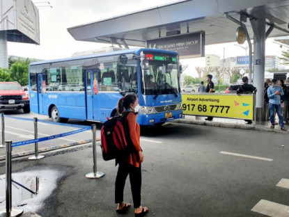 Chuyển động - Phải mở đường cho xe buýt vào sân bay Tân Sơn Nhất
