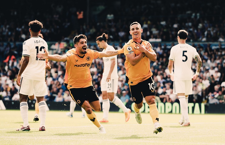 Kết quả bóng đá Leeds United - Wolverhampton: Siêu phẩm mở điểm, kết cục ngỡ ngàng (Vòng 1 Ngoại hạng Anh) - 1