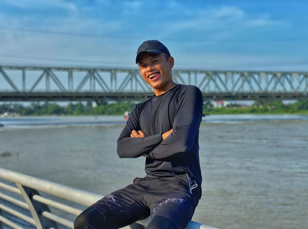 Chàng trai 2K chinh phục hành trình đi bộ xuyên Việt trong 893 ngày - 3