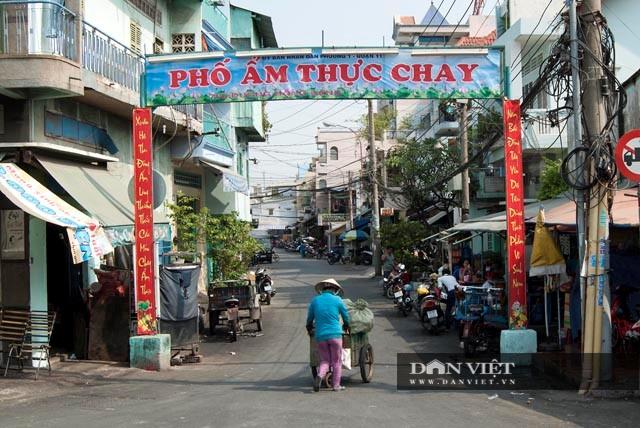 Có gì hấp dẫn ở "Ẩm thực chay xóm Giá" tuổi đời hơn 40 năm tại Sài Gòn? - 5