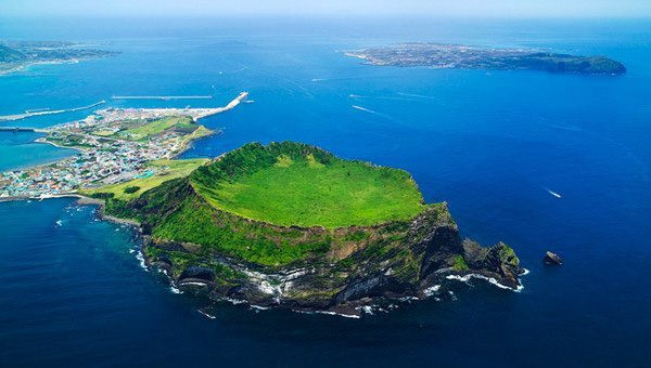 Khách Việt liên tục bị huỷ vé máy bay đến Jeju, Tổng cục Du lịch Hàn Quốc nói gì? - 1