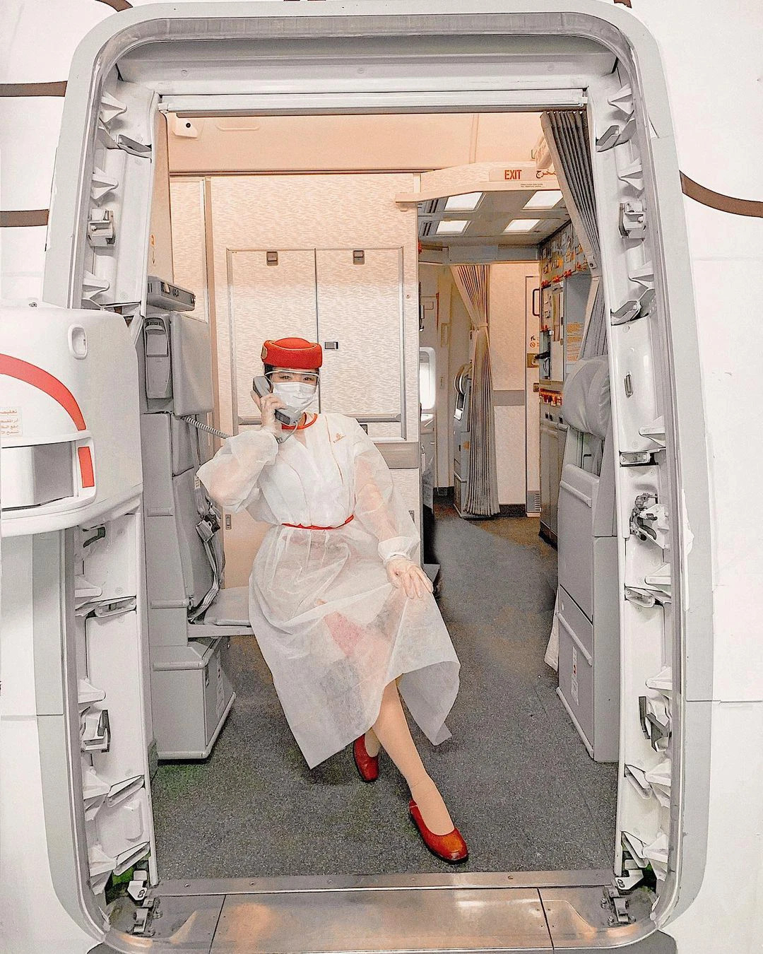 Cô gái Việt làm tiếp viên hãng hàng không đắt giá, 29 tuổi chinh phục 82 quốc gia - 4