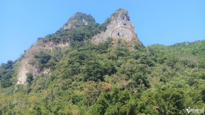 Những cỗ quan tài bí ẩn trên đỉnh núi ở Thanh Hóa - 1