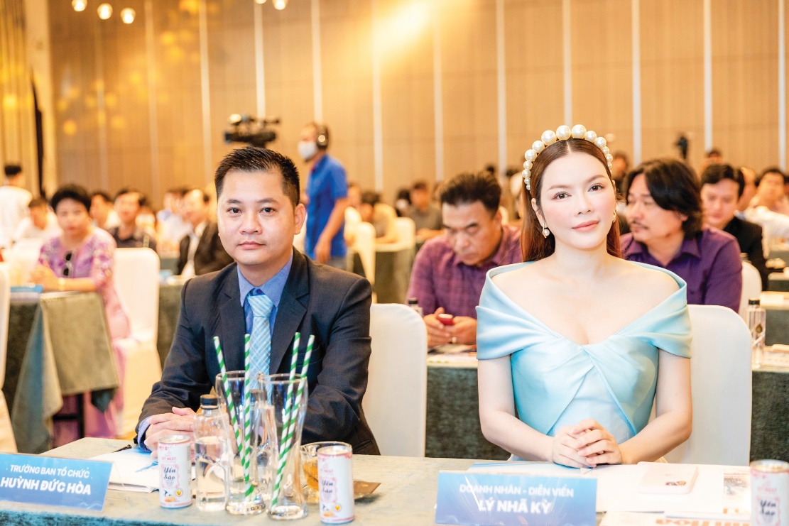Hoa hậu Du lịch Biển Việt Nam 2022: Về “xứ trầm, biển yến” - 1