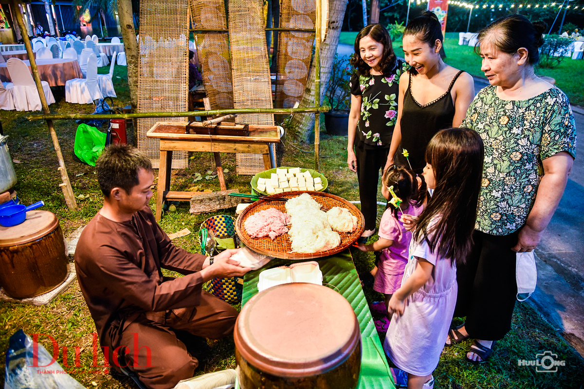 Rộn ràng sắc màu Lễ hội Văn hóa Ẩm thực - Món ngon Saigontourist Group 2022” - 14