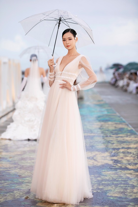 Á hậu Lê Nguyễn Bảo Ngọc được chọn dự thi Hoa hậu Liên lục địa​ 2022 - 5