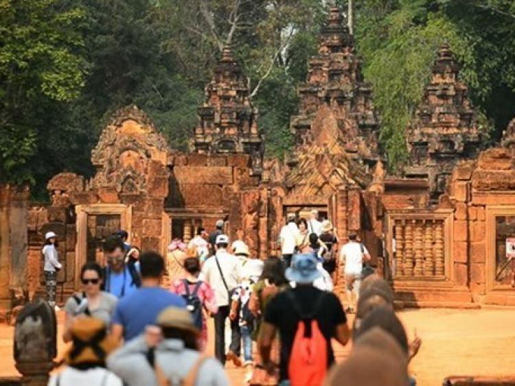 Người nước ngoài ở Campuchia trên 2 năm được miễn phí tham quan Angkor