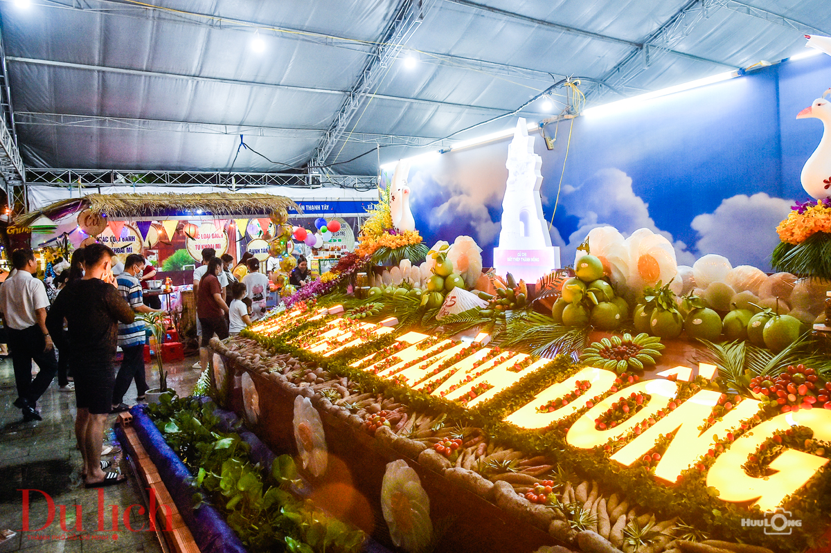 Hàng ngàn lượt du khách đổ về Chợ quê ẩm thực Củ Chi thưởng thức món ngon dân dã - 2